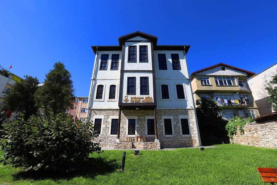 FINDIĞIN HİKAYESİNİ MERAK EDENLERİN UĞRAK NOKTASI OLDU